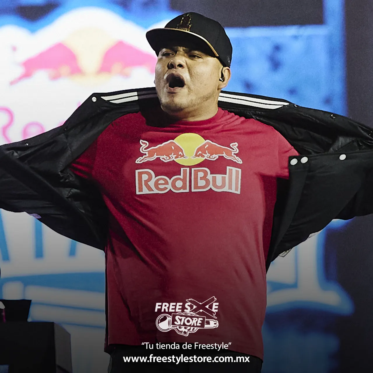 playera red bull logo basico disponible en color rojo